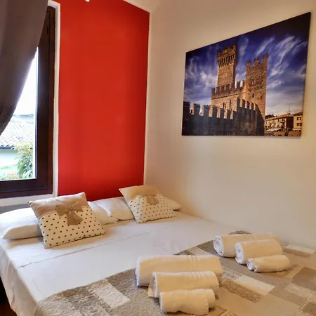 Garden Sweet House Desenzano Apartment Desenzano del Garda