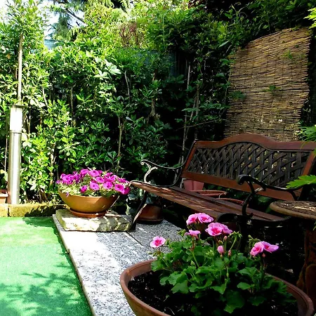 Garden Sweet House Desenzano Apartment Desenzano del Garda